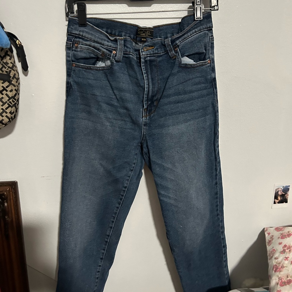 Blue jeans , mom jeans